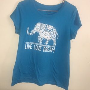 💙 BLUE & WHITE ELEPHANT QUOTE FIVE BELOW SHIRT💙